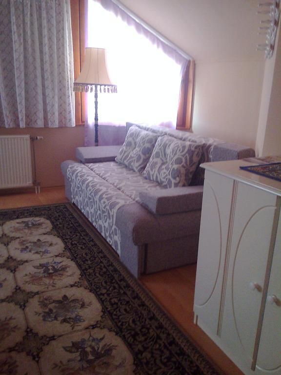 Marina-Buek Apartmanhaz Bilik gambar