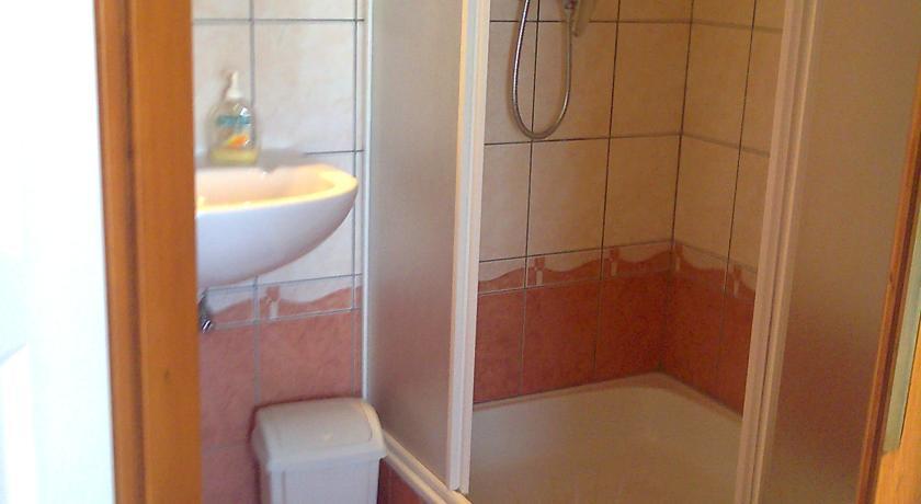 Marina-Buek Apartmanhaz Bilik gambar